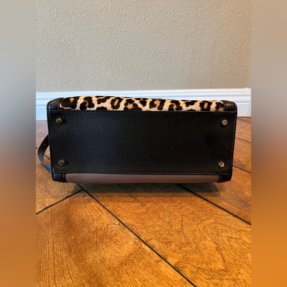Kate Spade Leopard Handbag with adjustable strap - Picture 6 of 16